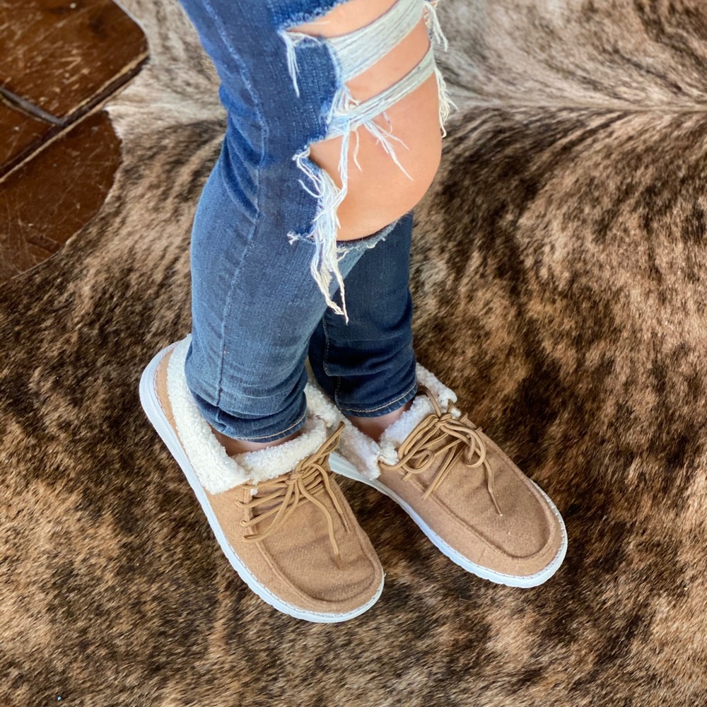 🚨RESTOCKED 🚨Tan Ankle Lined Gypsy Jazz Booties - Picture 10 of 10